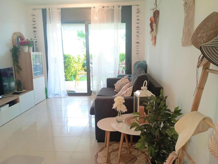 Apartamento En Primera Linea De Mar Roses Exterior photo